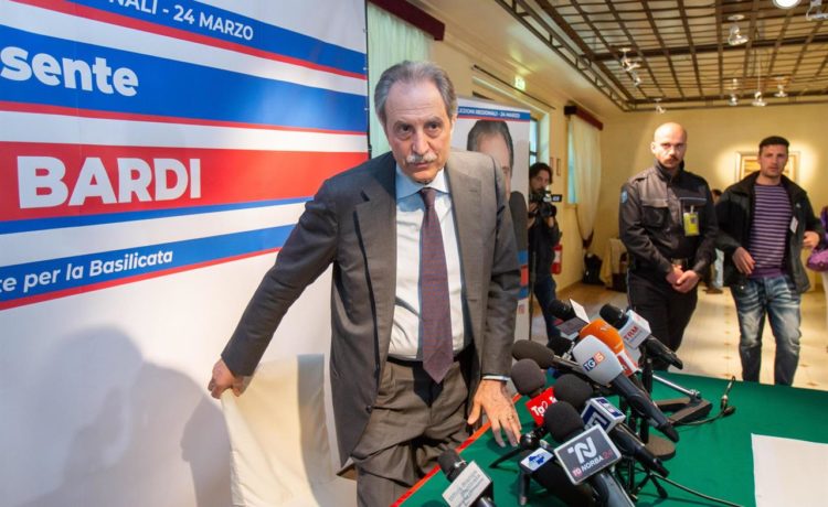 Il centrodestra vince anche in Basilicata, ma a Roma resiste ancora la coalizione giallo-verde. Sino a quando?