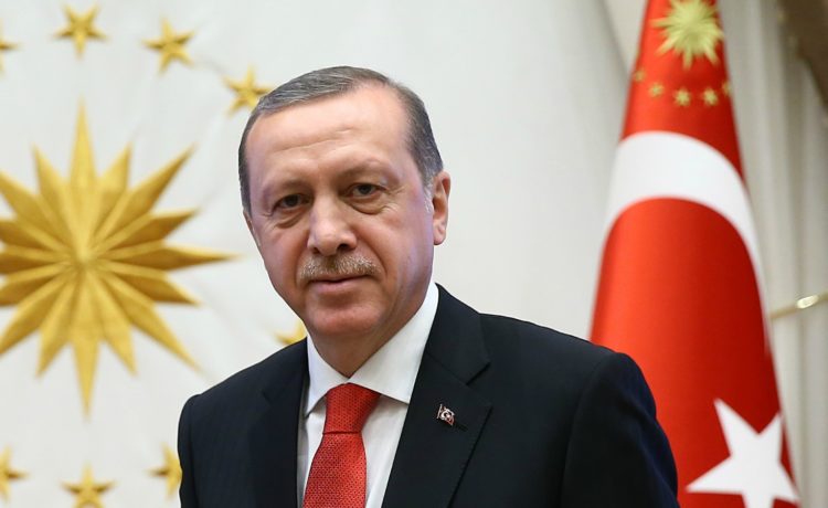L’asse arabo-saudita sfida Erdoğan avvicinandosi ai curdi